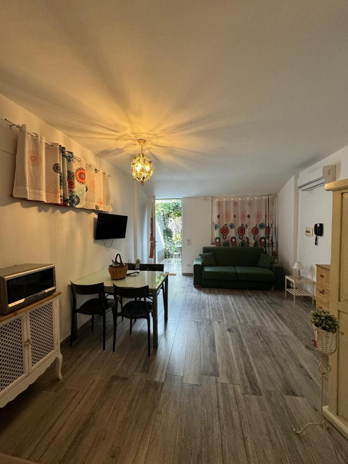 Reggine Holiday Apartments ซานตาเญลโล ภายนอก รูปภาพ