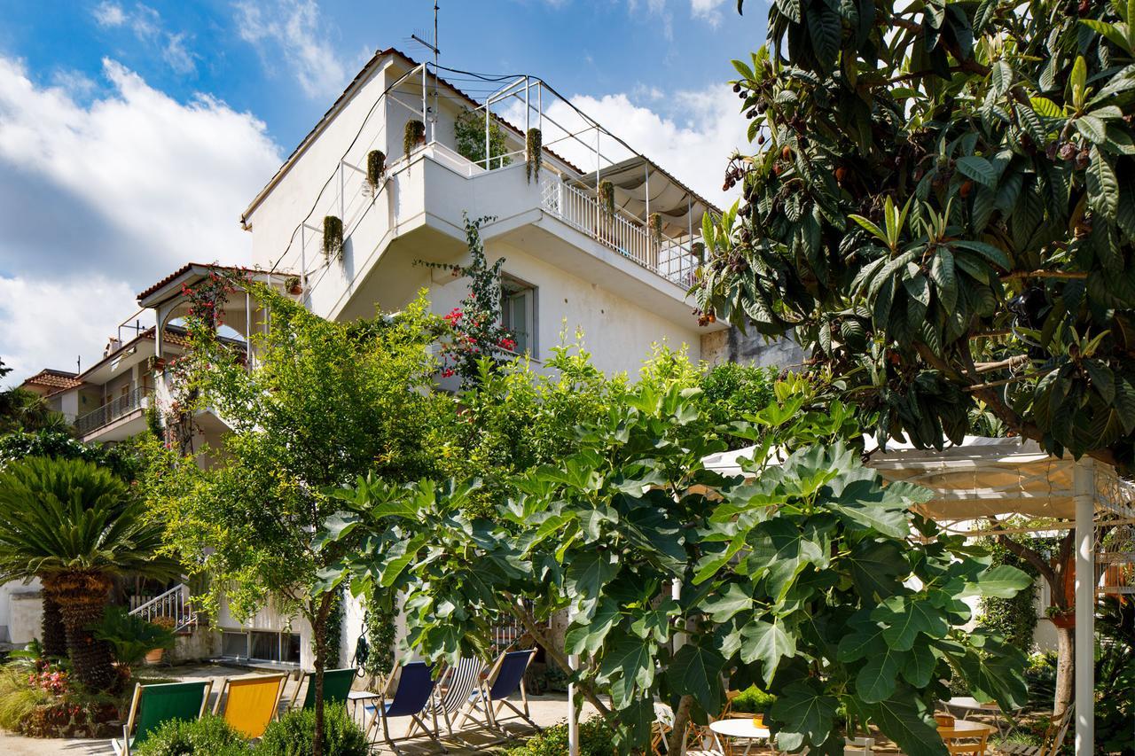 Reggine Holiday Apartments ซานตาเญลโล ภายนอก รูปภาพ