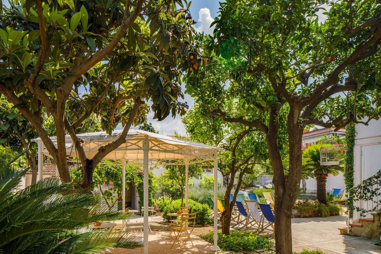 Reggine Holiday Apartments ซานตาเญลโล ภายนอก รูปภาพ